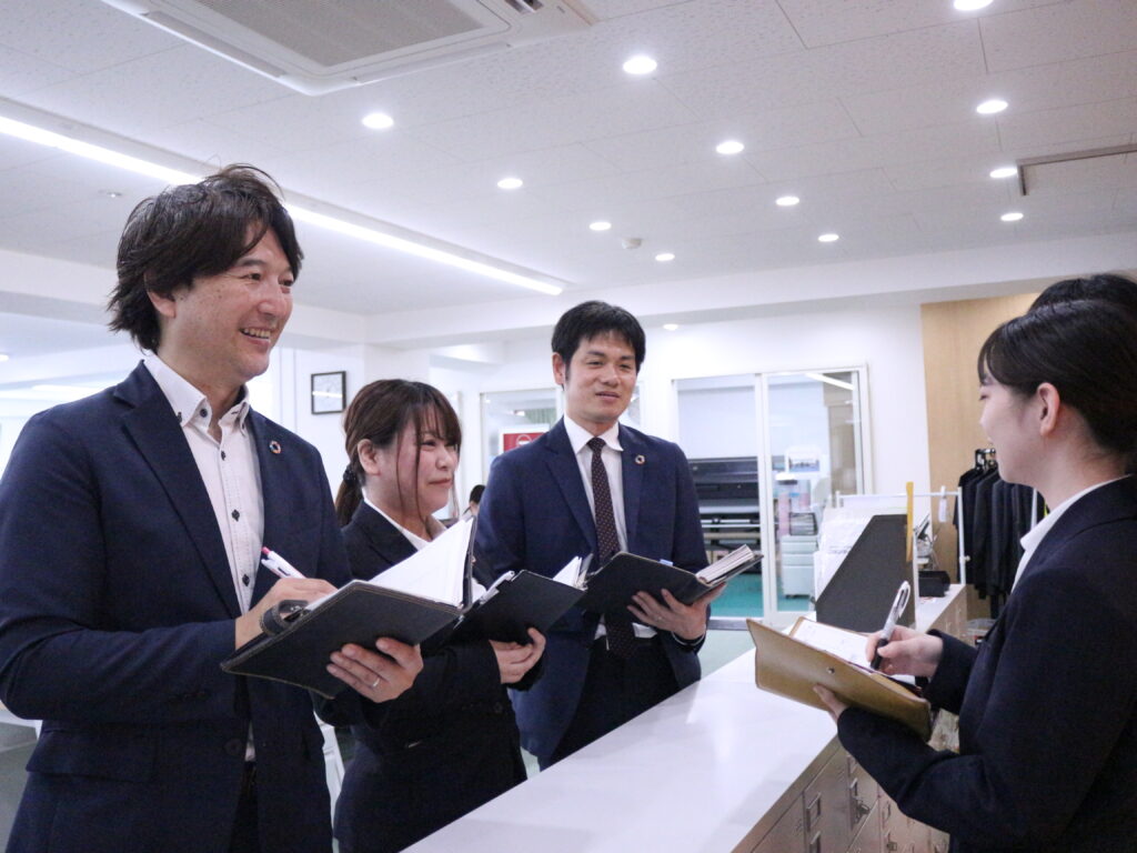 企画営業スタッフ